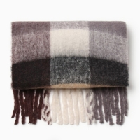 Шарф зимний объемный с кистями MINAKU клетка 210*38+18 см Шарф зимний объемный с кистями MINAKU клетка 210*38+18 см