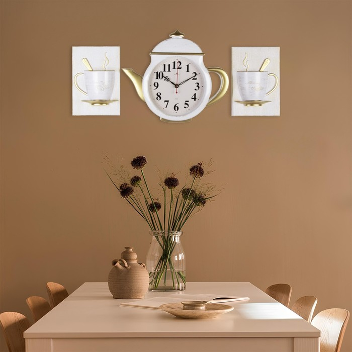 Часы настенные, для кухни Часы настенные, для кухни "Чайник и две чашки", бесшумные, 29 х 34 см, белые