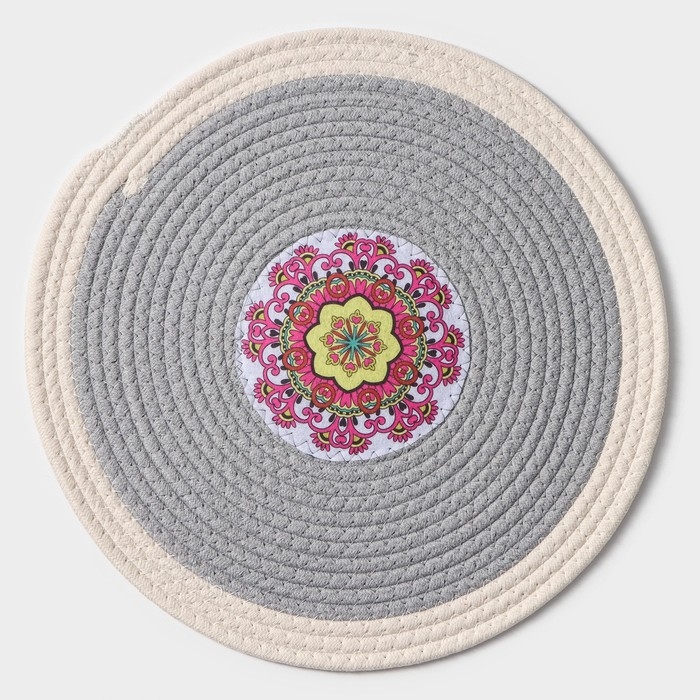 Салфетка сервировочная на стол Доляна &laquo;Мира&raquo;, d=38 см, цвет серый, рисунок МИКС