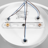 Люстра "Роуз" 3х40Вт Е27 Белый, золото 42х42х23см Люстра "Роуз" 3х40Вт Е27 Белый, золото 42х42х23см