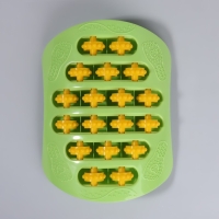 Массажёр для ног, с шипами, 26 × 18 × 5 см, цвет зелёный/оранжевый Массажёр для ног, с шипами, 26 × 18 × 5 см, цвет зелёный/оранжевый