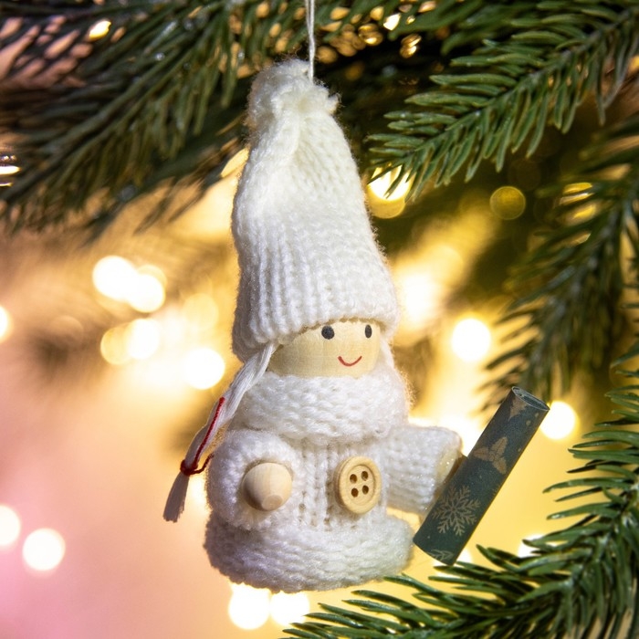 Ёлочная игрушка новогодняя новогодняя &laquo;Новый год: Радости и тепла!&raquo;,   7 см х 6 см х 3 см