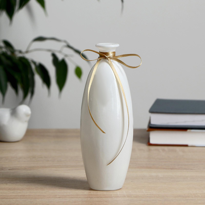 Ваза Ваза "Волшебные мгновения" белый d-3см 17,5х6см