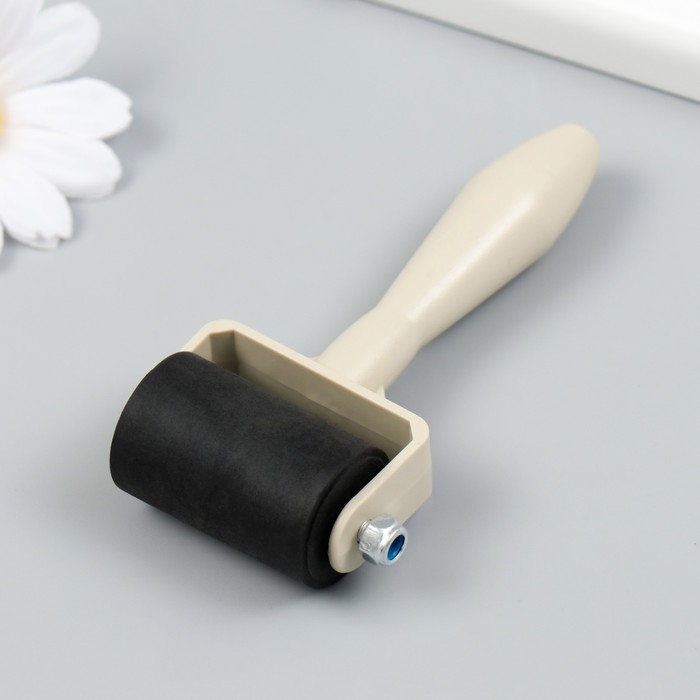 Ролик для творчества 9,5х3,5 см пластик, металл, резина Ролик для творчества 9,5х3,5 см пластик, металл, резина