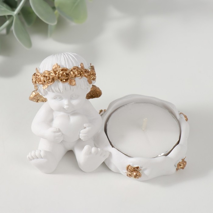 Подсвечник полистоун "Ангелочек с сердцем, в золотом венке" 6х5,3х8 см