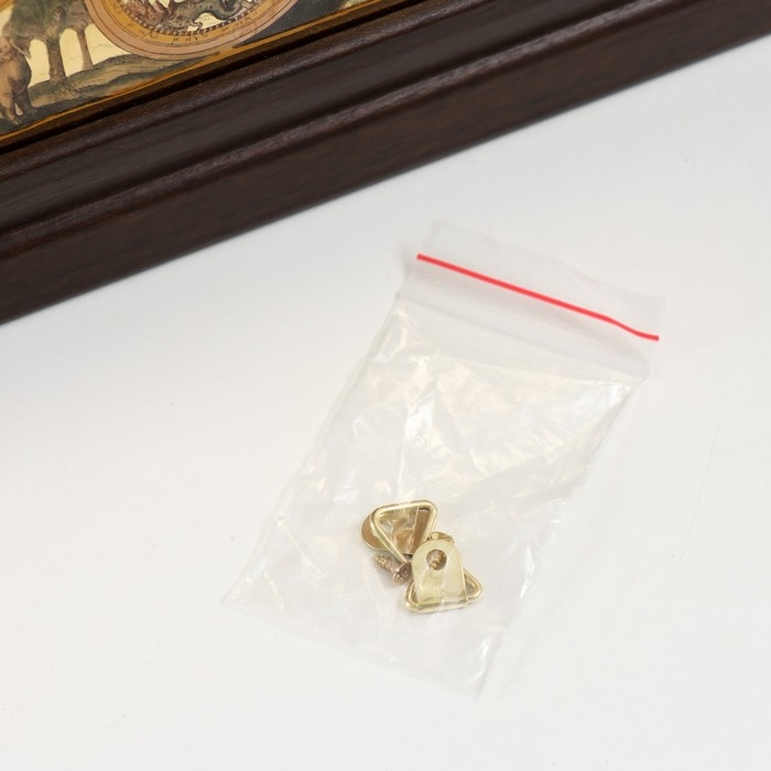 Ключница "Карта 2" 26х31 см венге