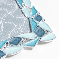 Фоторамка пластик под металл 15х20 см "Геометрия" серебро и голубой перламутр 24,5х19,5х1 см 47809 Фоторамка пластик под металл 15х20 см "Геометрия" серебро и голубой перламутр 24,5х19,5х1 см 47809