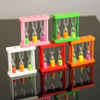 Песочные часы &laquo;Изучаем время&raquo; 3 &times; 9 &times; 9 см