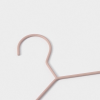 Плечики - вешалка для одежды LaDо́m Laconique, 41,5&times;22,5&times;1 см, цвет розовый
