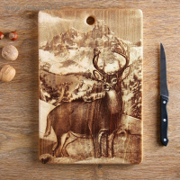 Доска из массива кедра &laquo;Олень&raquo;, большая, прямоугольная, 23 &times; 35 см
