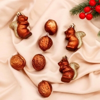 Набор украшений пластик 8 шт "Белочки и орешки" коричневый