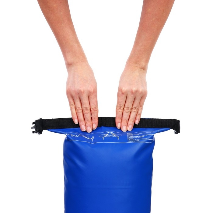 Гермомешок YUGANA, ПВХ, водонепроницаемый 10 литров, один ремень, синий Гермомешок YUGANA, ПВХ, водонепроницаемый 10 литров, один ремень, синий