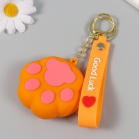 Брелок кошелёк с карабином, ремешком силикон "Лапка" 3х7х7,5 см Брелок кошелёк с карабином, ремешком силикон "Лапка" 3х7х7,5 см