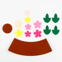 Набор для творчества. Букет из фетра в горшочке «Яркие цветочки» Набор для творчества. Букет из фетра в горшочке «Яркие цветочки»