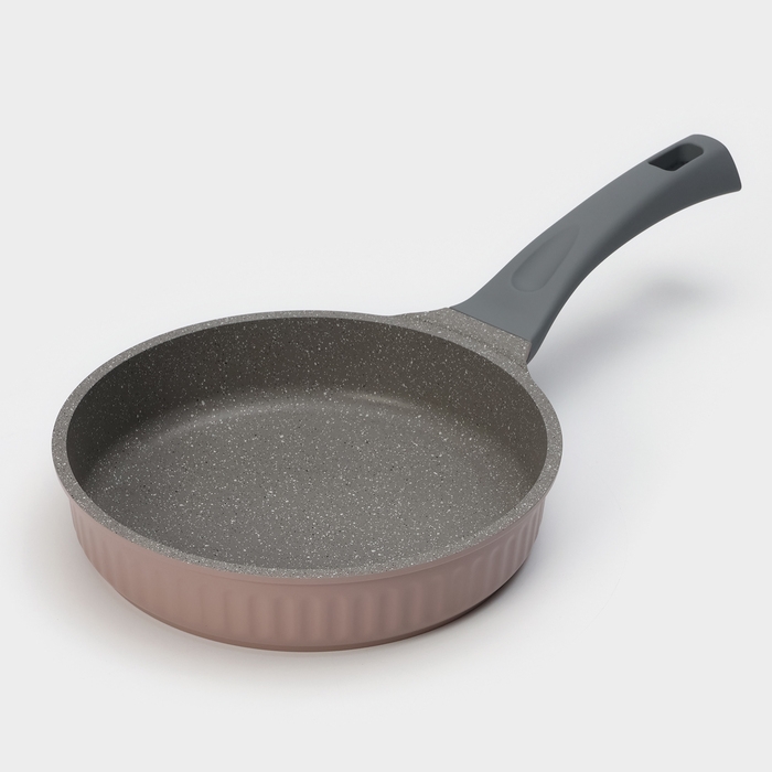 Сковорода Stella, d=22 см, антипригарное покрытие