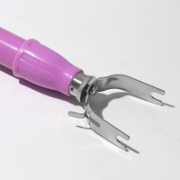 Съёмник для съема одежды, раздвижной L=85-155 см, цвет МИКС Съёмник для съема одежды, раздвижной L=85-155 см, цвет МИКС