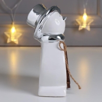 Сувенир керамика, дерево "Снеговик в цилиндре, с ёлочкой" серебро 14,7х6,5х9 см