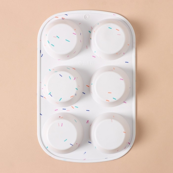 Форма для выпечки KONFINETTA &laquo;Фигуры. Круг&raquo;, силикон, 28&times;18&times;3,5 см, 6 ячеек (d=7,5 см), цвет белый