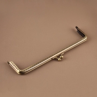 Фермуар пришивной &laquo;Прямоугольник&raquo;, 20 &times; 6 см, цвет бронзовый