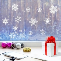 Наклейки новогодние на окна &laquo;Мерцающие снежинки&raquo;, многоразовые, 33 х 50 см, Новый год