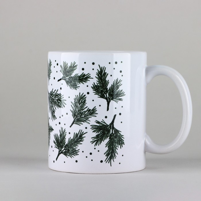Новый год. Кружка керамическая &laquo;Веточки&raquo;, 320 мл, цвет белый
