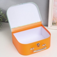 Шкатулка картон сундучок "Милый жирафик на лесной полянке" 25х10х18,5 см Шкатулка картон сундучок "Милый жирафик на лесной полянке" 25х10х18,5 см