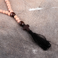 Четки деревянные, с крестиком, 27 см, светлые Четки деревянные, с крестиком, 27 см, светлые