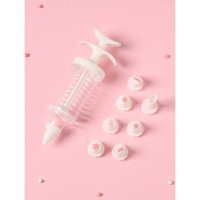 Шприц кондитерский Доляна &laquo;Повар&raquo;, 19&times;5 см, 8 насадок