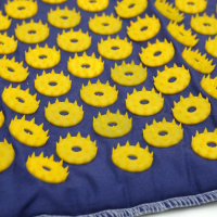 Комплект аппликаторов Azovmed: "Коврик" на мягкой подложке, 242 колючки, 41х60 см + &laquo;Валик&raquo;, 90 колючек, 38х10 см, сине-жёлтый