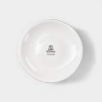 Подставка фарфоровая для подогрева Wilmax, d=13 см, цвет белый Подставка фарфоровая для подогрева Wilmax, d=13 см, цвет белый