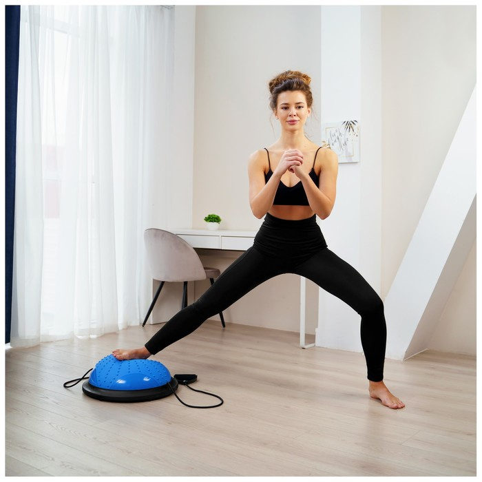 Полусфера BOSU гимнастическая ONLYTOP, массажная, с насосом, 46х20 см, цвет синий Полусфера BOSU гимнастическая ONLYTOP, массажная, с насосом, 46х20 см, цвет синий