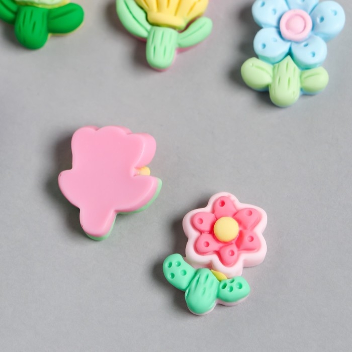 Декор для творчества пластик "Полевые цветы" набор 10 шт