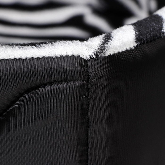 Дом-трансформер квадратный 43 х 43 х 34 см, расцветка зебра Дом-трансформер квадратный 43 х 43 х 34 см, расцветка зебра