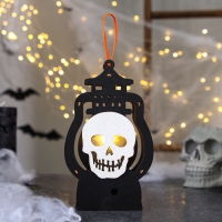 Декор с подсветкой &laquo;Фонарь с черепом&raquo;, 3 &times; 10,5 &times; 17,5 см