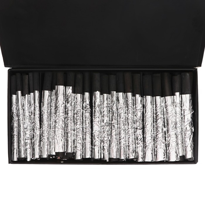 Уголь натуральный 25шт+25шт+18шт+15шт, длина-7-8 см, в картонной коробке, черный