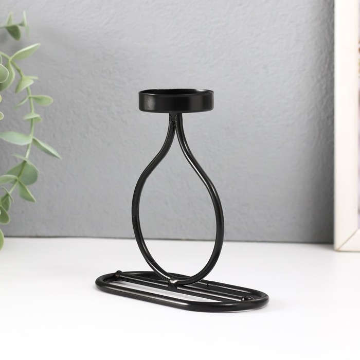 Подсвечник металл на 1 свечу Подсвечник металл на 1 свечу "Бутылочка" d=4 см чёрный 11х6х11,5 см