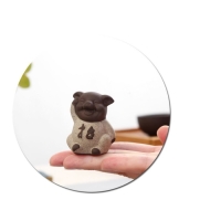 Фигурка "Свинка" 3,5х5см микс Фигурка "Свинка" 3,5х5см микс