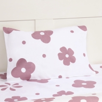 Комплект постельного белья LoveLife 1.5 сп "Цветы" 147*210,150*215,50*70 -1 шт,100% хлопок,бязь 120 г/м2 Комплект постельного белья LoveLife 1.5 сп "Цветы" 147*210,150*215,50*70 -1 шт,100% хлопок,бязь 120 г/м2