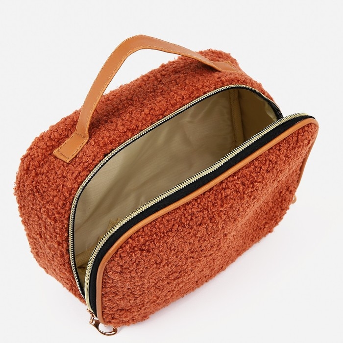 Косметичка на молнии, цвет коричневый Косметичка на молнии, цвет коричневый