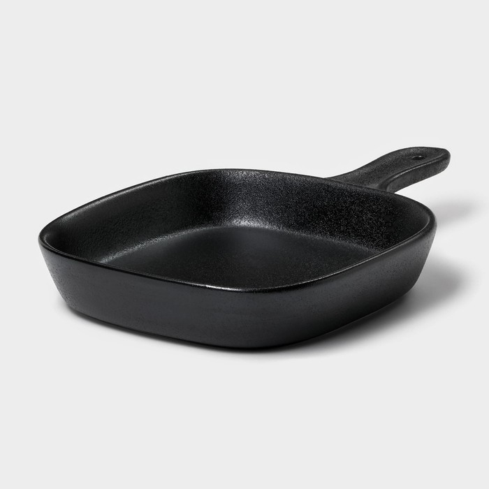 Блюдо керамическое для подачи Magistro Carbon, 28×19×4 см, цвет чёрный Блюдо керамическое для подачи Magistro Carbon, 28×19×4 см, цвет чёрный