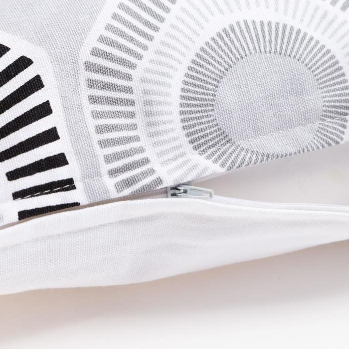 Наволочка декоративная 40х40 см, Circle black, 100% хлопок Наволочка декоративная 40х40 см, Circle black, 100% хлопок