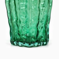 Ваза для цветов «Марбл грин» из зеленого стекла 23×15×9 см Ваза для цветов «Марбл грин» из зеленого стекла 23×15×9 см