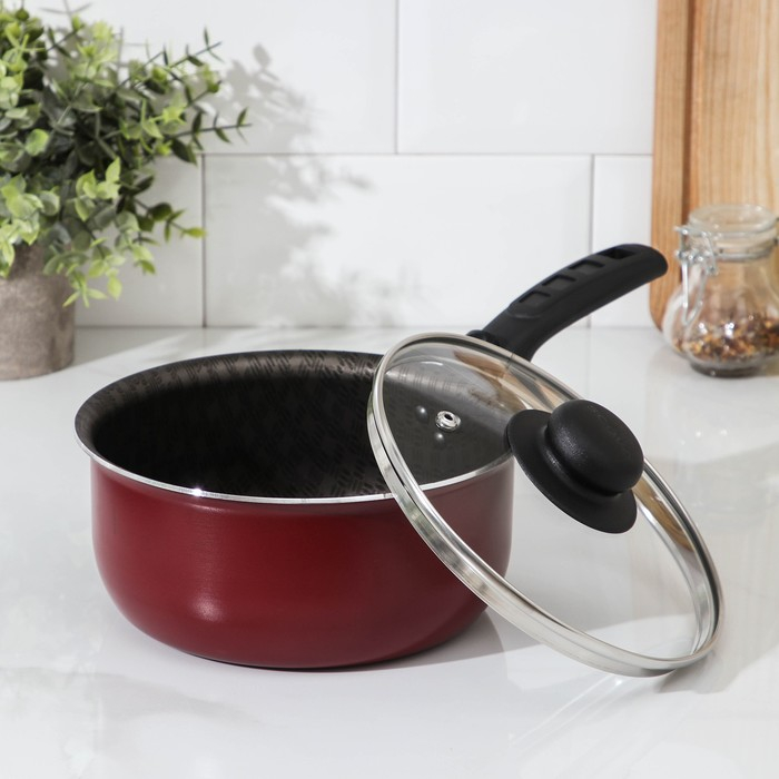 Ковш &laquo;Альфа&raquo; 1,5 л, стеклянная крышка, пластиковая ручка, антипригарное покрытие, цвет красный