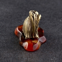 Сувенир "Йоркширкский терьер", латунь, янтарь