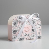 Переноска для цветов складная &laquo;Enjoy every moment&raquo;, 17 &times; 13 &times; 7 см