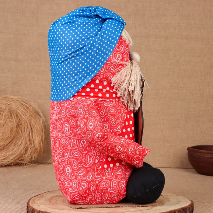 Домовой "Малыш с колой", 43х25х20 см