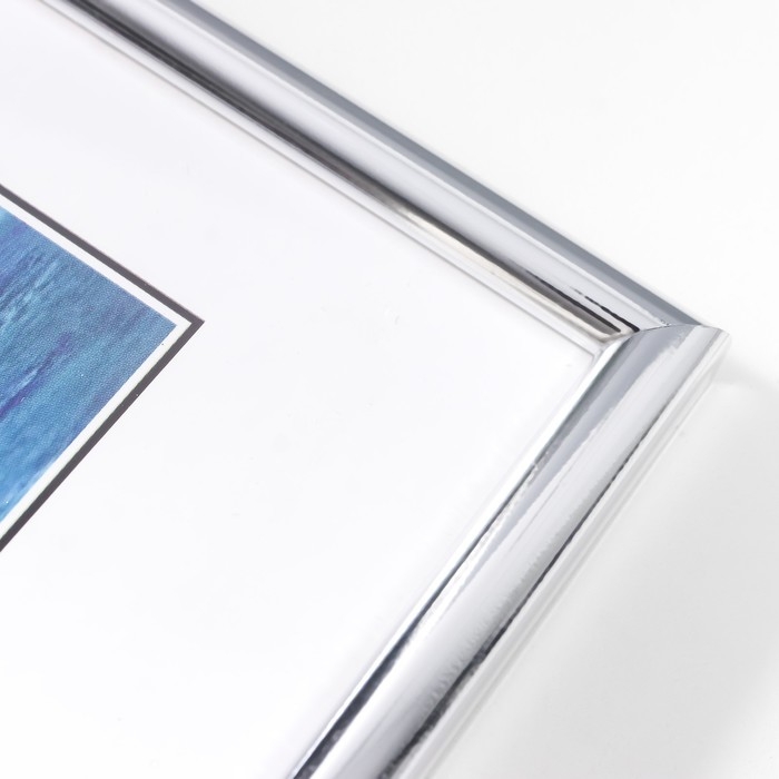 Фоторамка пластик "Палитра" 21х30 см, серебро, с ножкой