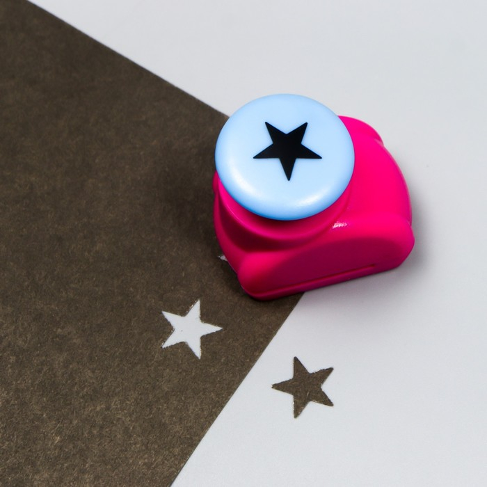 Набор фигурных дыроколов в сундучке (набор 8 шт) МИКС 17х19х4,5 см Набор фигурных дыроколов в сундучке (набор 8 шт) МИКС 17х19х4,5 см