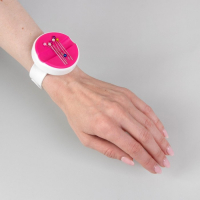 Игольница магнитная на руку, 25 × 5,7 см, цвет МИКС Игольница магнитная на руку, 25 × 5,7 см, цвет МИКС