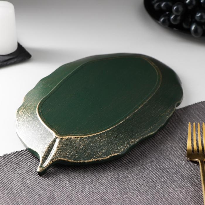 Блюдо для фруктов Доляна «Лист», 30×18×2 см, цвет золотой с зелёным Блюдо для фруктов Доляна «Лист», 30×18×2 см, цвет золотой с зелёным